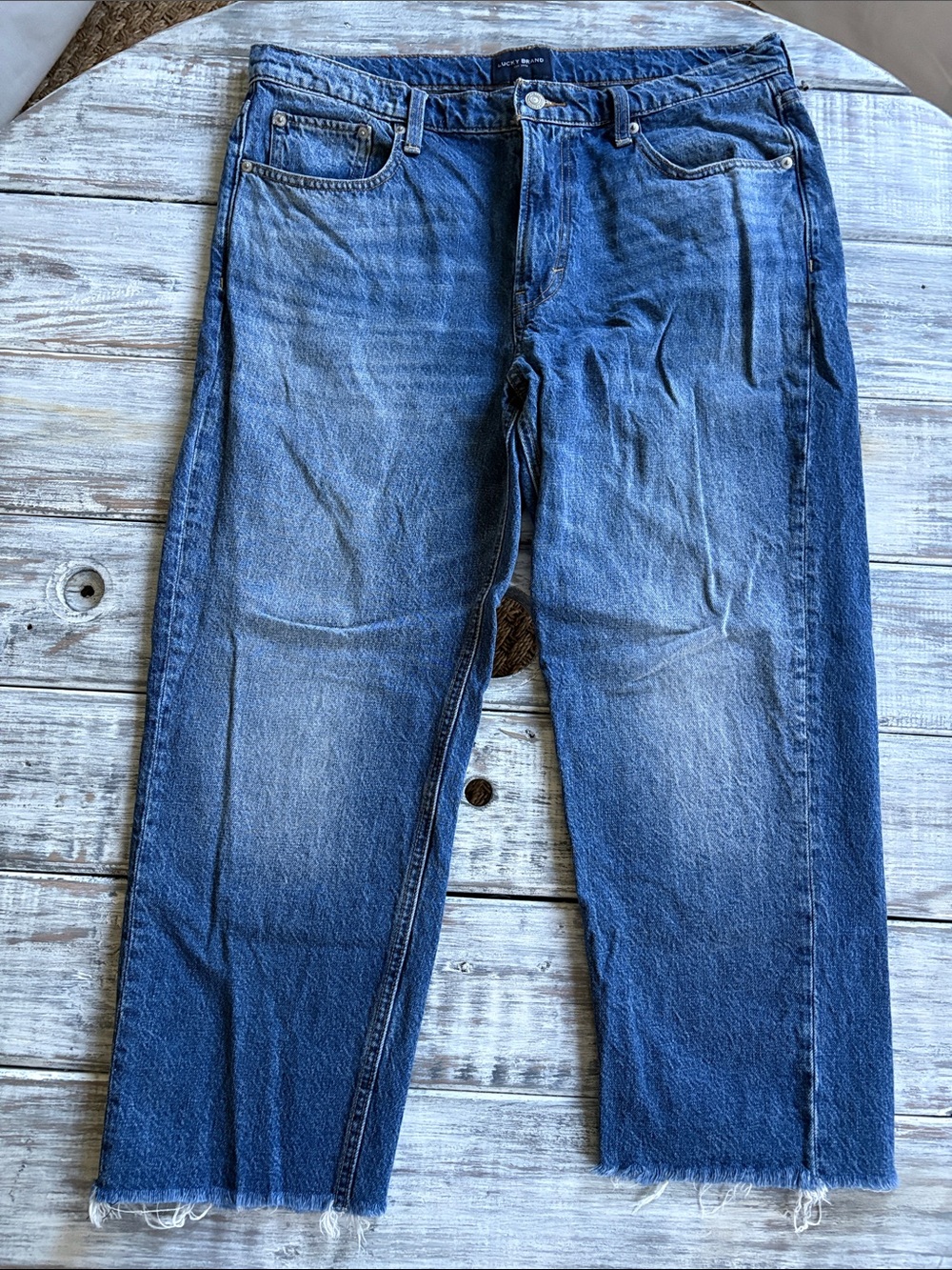 Lucky Brand mid rise boy relaxed straight cropped jeans, size 12/31